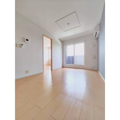 ソレアードⅢ 202【管理NO：1-020852901-02020】 ★家具家電は申し込み後に搬入します★の物件写真2