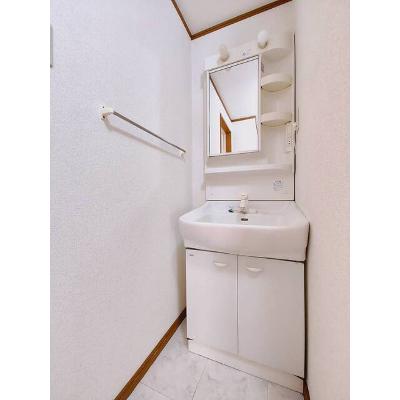 センチュリーⅠ 201【管理NO：1-010339201-02010】 ★家具家電は申し込み後に搬入します★の物件写真6