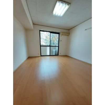 エトワールⅡ 203【管理NO：1-099228101-02030】 ★家具家電は申し込み後に搬入します★の物件写真2