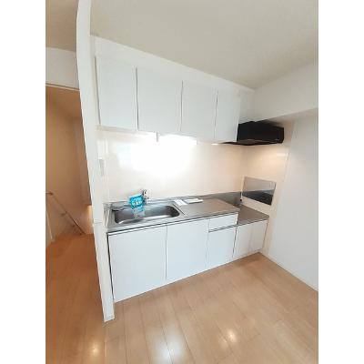サンリットアベニューⅡ 206【管理NO：1-021524902-02060】 ★家具家電は申し込み後に搬入しますの物件写真3