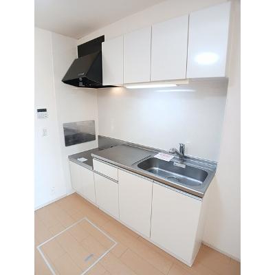 グリッターコートⅡ 101【管理NO：1-019923302-01010】 ★家具家電は申し込み後に搬入します★の物件写真3
