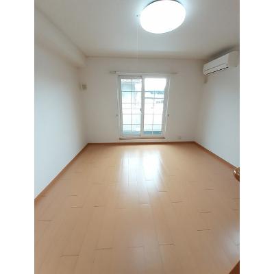 ソレイユかず　Ｂ 203【管理NO：1-014917402-02030】 ★家具家電は申し込み後に搬入しますの物件写真2