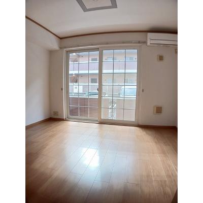 コンフォ－トＳ 102【管理NO：1-013012501-01020】 ★家具家電は申し込み後に搬入しますの物件写真2