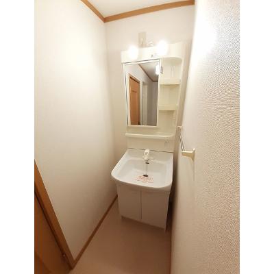 シャルムカンアイ 202【管理NO：1-011998801-02020】 ★家具家電は申し込み後に搬入します★の物件写真6