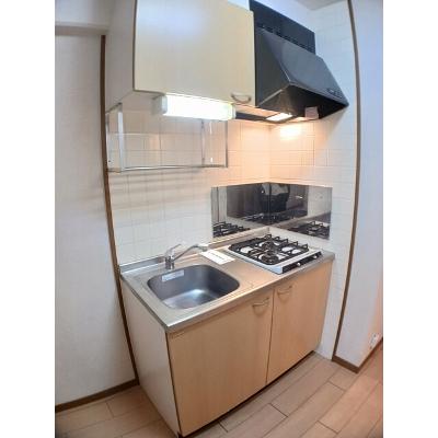 Ｇｒａｃｉｏｓｏ高松 204【管理NO：1-011914701-02040】 ★家具家電は申し込み後に搬入しますの物件写真3