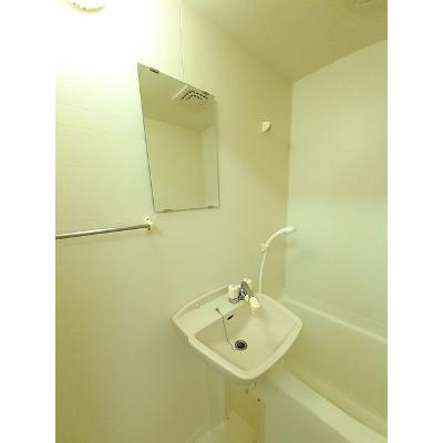 パ－クサイド素川 201【管理NO：1-011102401-02010】 ★家具家電は申し込み後に搬入しますの物件写真6