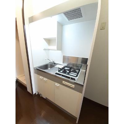 ＢＬＵＥ　ＳＫＹ　鴻川 212【管理NO：1-007951801-02100】 ★家具家電は申し込み後に搬入しますの物件写真3