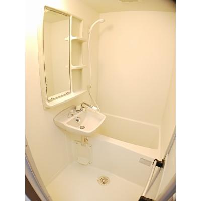 ＢＬＵＥ　ＳＫＹ　鴻川 206【管理NO：1-007951801-02050】 ★家具家電は申し込み後に搬入しますの物件写真4