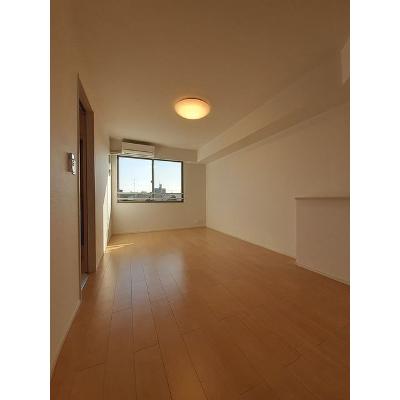 さくらそう 302【管理NO：1-025439601-03020】 ★家具家電は申し込み後に搬入します★の物件写真2