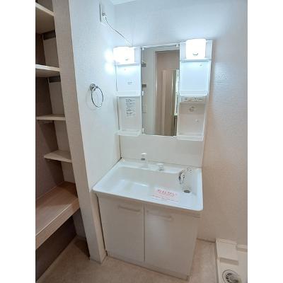 サンリットアベニューⅠ 102【管理NO：1-021524901-01020】 ★家具家電は申し込み後に搬入しますの物件写真6
