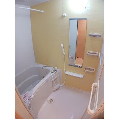 エレガント　Ｃ 203【管理NO：1-017718601-02030】 ★家具家電は申し込み後に搬入します★の物件写真4