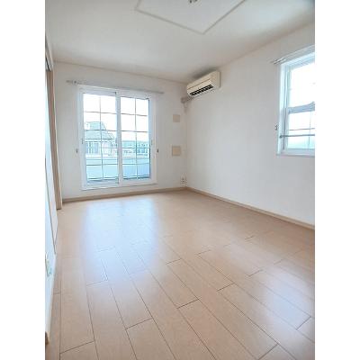 サンリット　Ⅰ 201【管理NO：1-015546001-02010】 ★家具家電は申し込み後に搬入しますの物件写真2