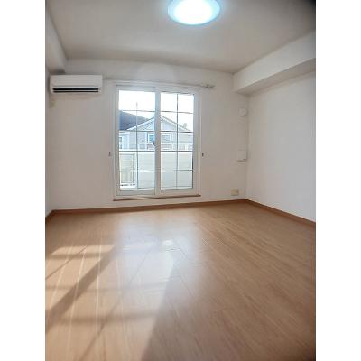 リバーパーク西大道Ｂ 203【管理NO：1-014275902-02030】 ★家具家電は申し込み後に搬入します★の物件写真2