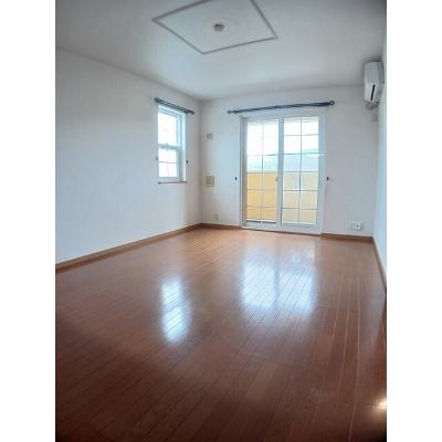ウエストキャッスルＣ 103【管理NO：1-014037203-01030】 ★家具家電は申し込み後に搬入します★の物件写真2