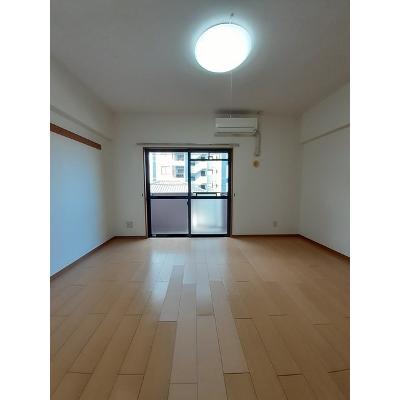 エルグレイス大手 310【管理NO：1-013621801-03100】 ★家具家電は申し込み後に搬入します★ ★2026年10月中旬入居可能★の物件写真2