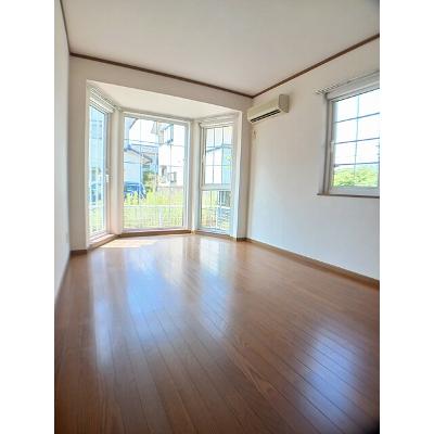 エトワール　Ⅳ 102【管理NO：1-011461001-01020】 ★家具家電は申し込み後に搬入しますの物件写真2