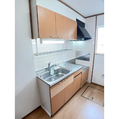 ヴェルソー 101【管理NO：1-010401501-01010】 ★家具家電は申し込み後に搬入します★の物件写真3