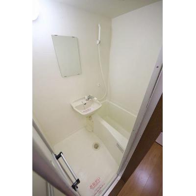 サージュ 101【管理NO：1-009747301-01010】 ★家具家電は申し込み後に搬入します★の物件写真4