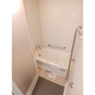 カーサ・シゲル 101【管理NO：1-009676101-01010】 ★家具家電は申し込み後に搬入しますの物件写真4