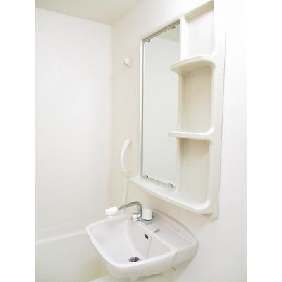 ＢＬＵＥ　ＳＫＹ　鴻川 111【管理NO：1-007951801-01090】 ★家具家電は申し込み後に搬入します 2026年07月下旬入居可能の物件写真6