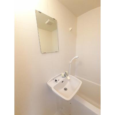 アクシスⅡ 205【管理NO：1-007572901-02040】 ★家具家電は申し込み後に搬入しますの物件写真6