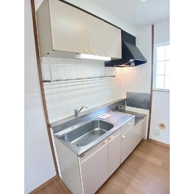 ファンタジー２１ 201【管理NO：1-007520901-02010】 ★家具家電は申し込み後に搬入します★の物件写真3