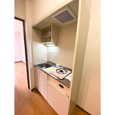 Ｃｉｔｙ　Ｌｉｆｅ　ＫＡＫＵ 406【管理NO：1-007420701-04050】 ★家具家電は申し込み後に搬入しますの物件写真3