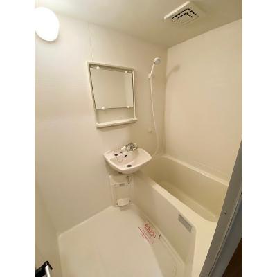 Ｃｉｔｙ　Ｌｉｆｅ　ＫＡＫＵ 406【管理NO：1-007420701-04050】 ★家具家電は申し込み後に搬入しますの物件写真4