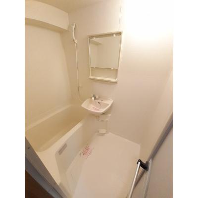 Ｃｉｔｙ　Ｌｉｆｅ　ＫＡＫＵ 215【管理NO：1-007420701-02120】 ★家具家電は申し込み後に搬入します★の物件写真4