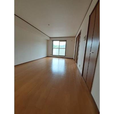 ベルクール山手 202【管理NO：1-005390801-02020】 ★家具家電は申し込み後に搬入しますの物件写真2