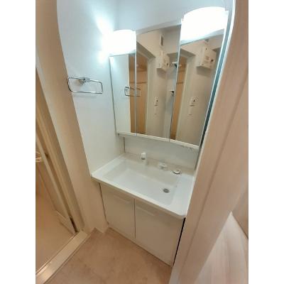 シトラスコート 202【管理NO：1-027561701-02020】 ★家具家電は申し込み後に搬入しますの物件写真6