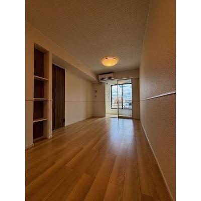 インザライト 102【管理NO：1-027492601-01020】 ★家具家電は申し込み後に搬入します★の物件写真2