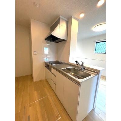 インザライト 101【管理NO：1-027492601-01010】 ★家具家電は申し込み後に搬入します★の物件写真3