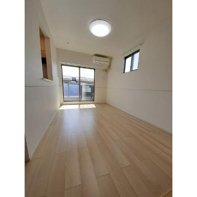 セレーノ　須賀 301【管理NO：1-027299001-03010】 ★家具家電は申し込み後に搬入しますの物件写真2