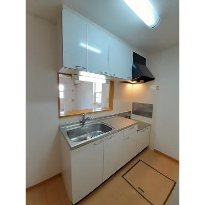 メゾン　ド　ラフレシ－ル　Ａ 101【管理NO：1-015065301-01010】 ★家具家電は申し込み後に搬入しますの物件写真3
