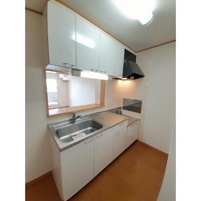 エストレーブ里　Ⅱ 203【管理NO：1-013616201-02030】 ★家具家電は申し込み後に搬入します 2026年08月上旬入居可能の物件写真3