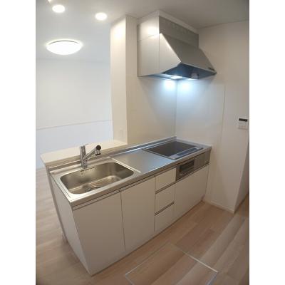ソアラ 103【管理NO：1-028045701-01030】 ★家具家電は申し込み後に搬入しますの物件写真3