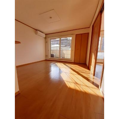 サンジュヒルＢ 201【管理NO：1-013037902-02010】 ★家具家電は申し込み後に搬入しますの物件写真2