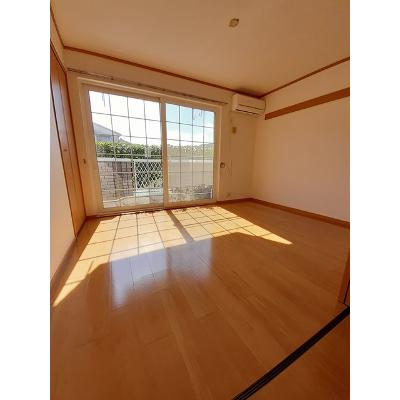 ソレイユＢ 101【管理NO：1-012047502-01010】 ★家具家電は申し込み後に搬入しますの物件写真2