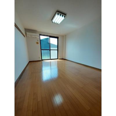 ヴェルジュ・マ・メゾン 102【管理NO：1-009551201-01020】 ★家具家電は申し込み後に搬入しますの物件写真2