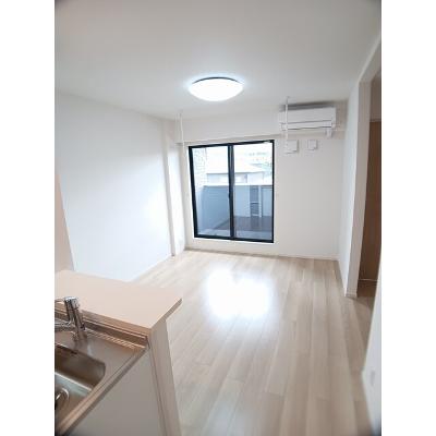 ベルコロン 203【管理NO：1-028176901-02030】 ★家具家電は申し込み後に搬入します★ ★2026年10月下旬入居可能★の物件写真2
