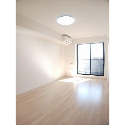 メゾンひかり 302【管理NO：1-028047901-03020】 ★家具家電は申し込み後に搬入します★の物件写真2