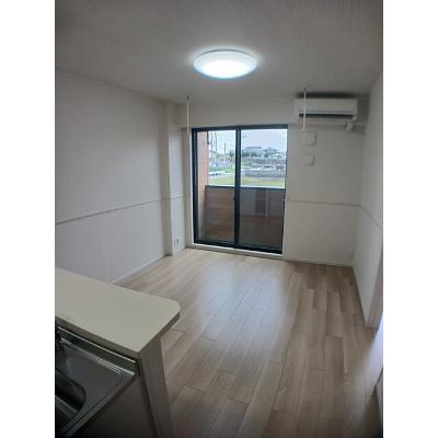 バルカロール 103【管理NO：1-027757801-01030】 ★家具家電は申し込み後に搬入します★の物件写真2