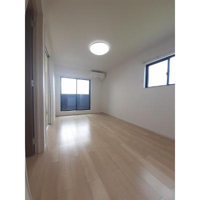 キャニオン・Ｍ　Ⅱ 205【管理NO：1-027015302-02040】 ★家具家電は申し込み後に搬入します★の物件写真2