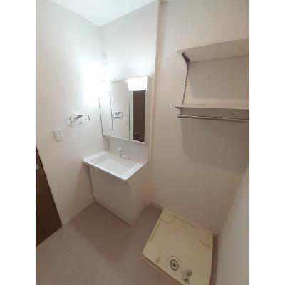 アンバーテラス　Ⅰ 205【管理NO：1-026939701-02040】 ★家具家電は申し込み後に搬入します★の物件写真6