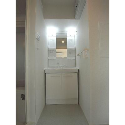サンシャイン三ノ宮 301【管理NO：1-018337001-03010】 ★家具家電は申し込み後に搬入しますの物件写真6