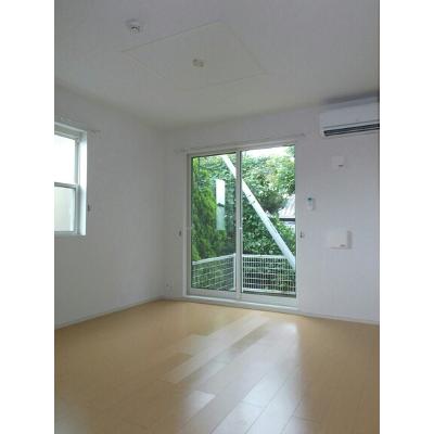ベル・メロウ 101【管理NO：1-018165201-01010】 ★家具家電は申し込み後に搬入しますの物件写真2