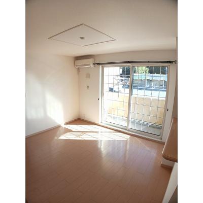 カーサ壱番館 101【管理NO：1-016951701-01010】 ★家具家電は申し込み後に搬入しますの物件写真2