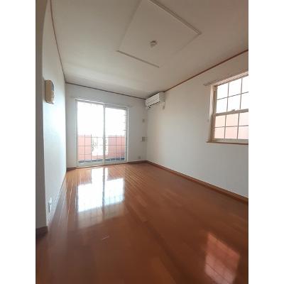 グラースＫⅡ 101【管理NO：1-013399002-01010】 ★家具家電は申し込み後に搬入しますの物件写真2