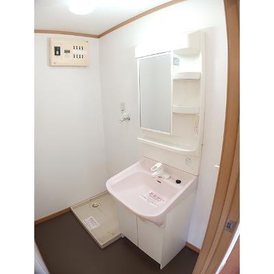 アーベンド 101【管理NO：1-012371501-01010】 ★家具家電は申し込み後に搬入しますの物件写真6
